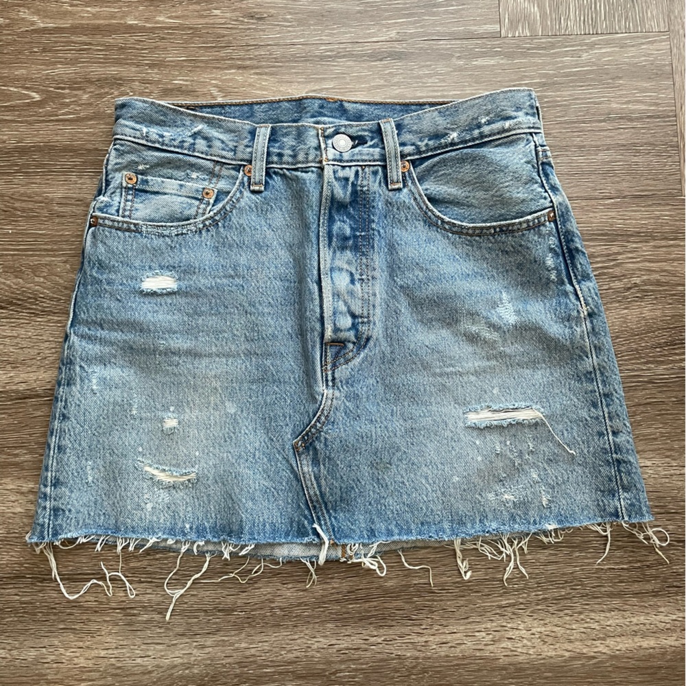 Levi’s denim skirt